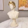 Статуэтка Figurine female