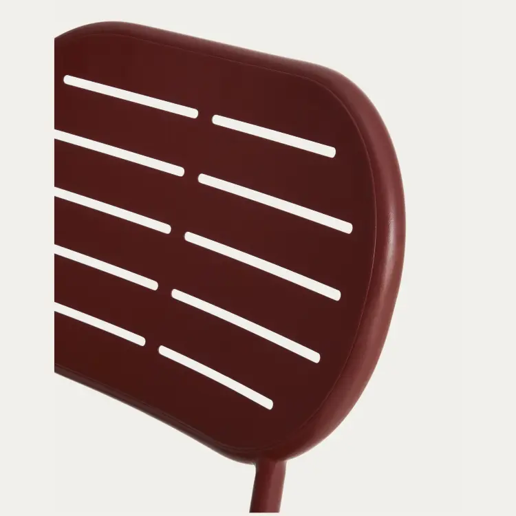 Уличный стул Brai из оцинкованной стали бордового цвета