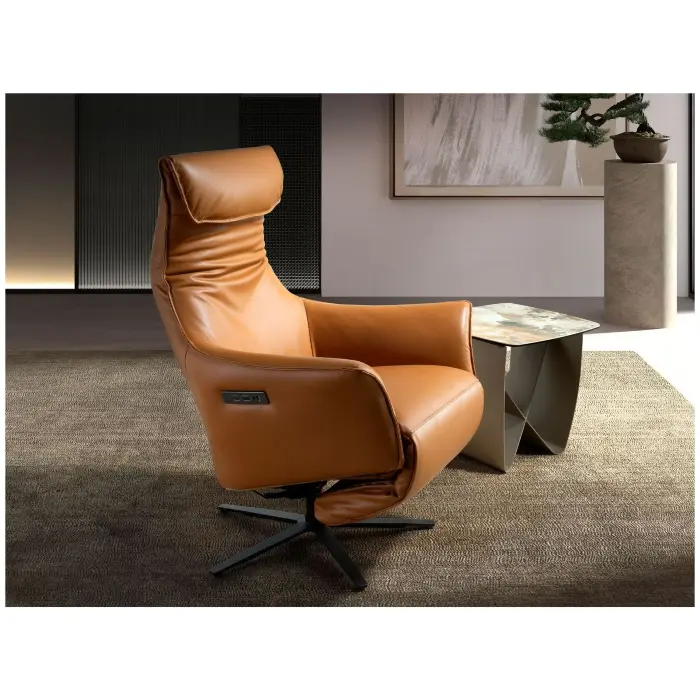 Вращающееся кресло из коричневой кожи модель 5137