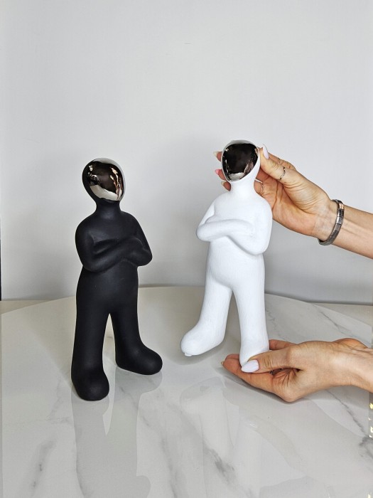 Фигурка Alien man white