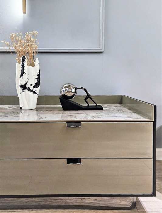 Статуэтка Push man Black