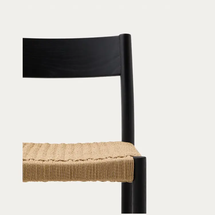 Analy Полубарный стул из массива дуба с черной отделкой и сиденьем из веревки 65 см