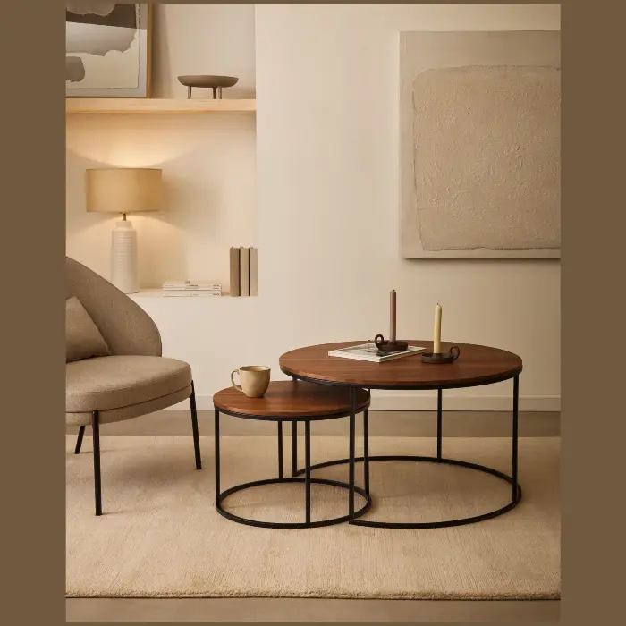 Yoana Набор из 2 приставных столиков из шпона ореха и черным металлом Ø 80 см / Ø 50 см