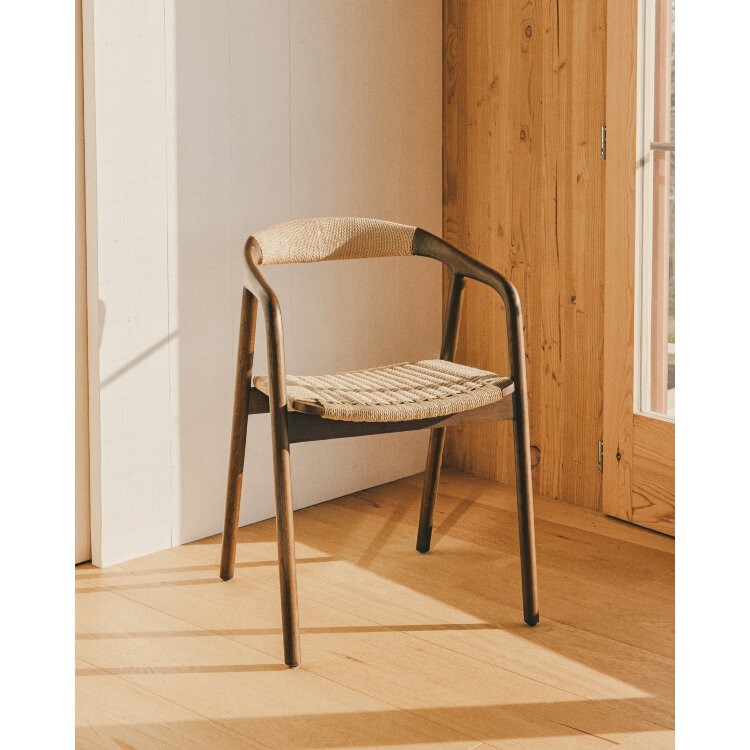 Уличный стул Derile из массива дуба в отделке орех и бежевой веревки