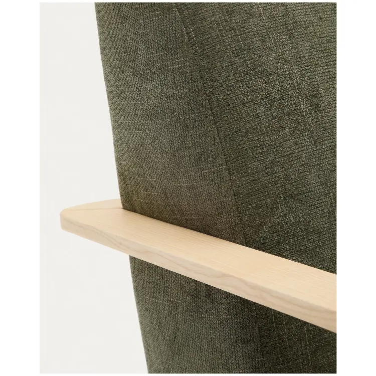 Кресло Meghan из зеленого шенилла с массивом бука в натуральной отделке