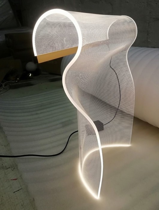 Лампа настольная Gweilo