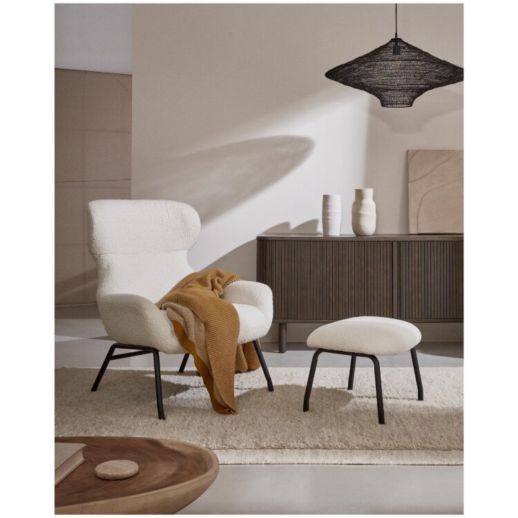 Belina Кресло из белой ткани букле и стали с черной отделкой