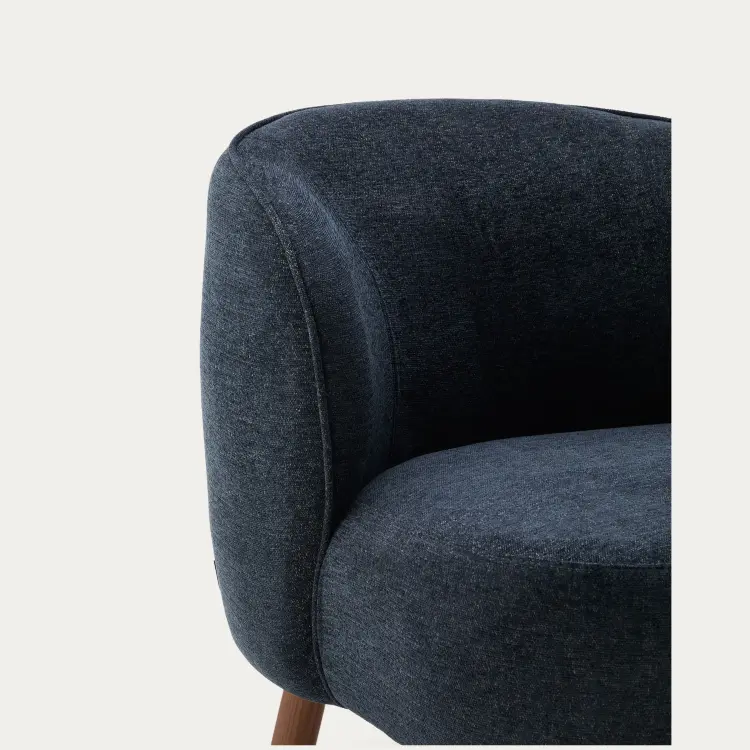 Кресло Ulit из сине-серой синели с ножками из ясеня с отделкой под орех