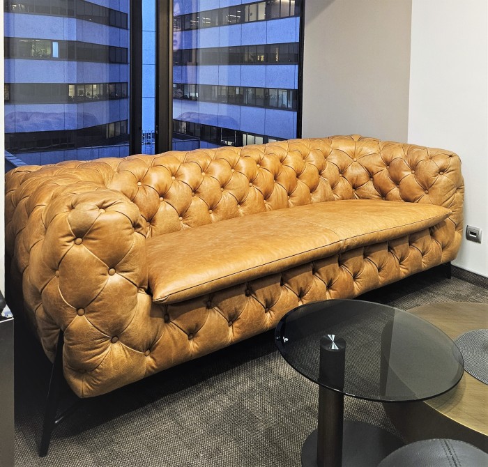 Диван Chesterfield Baroque Vintage Leather 3 Seater