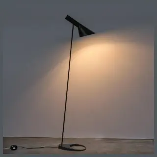 Торшер AJ Floor Lamp