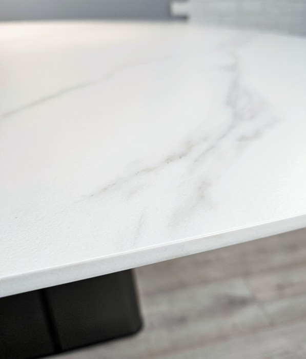 Стол ICON Square