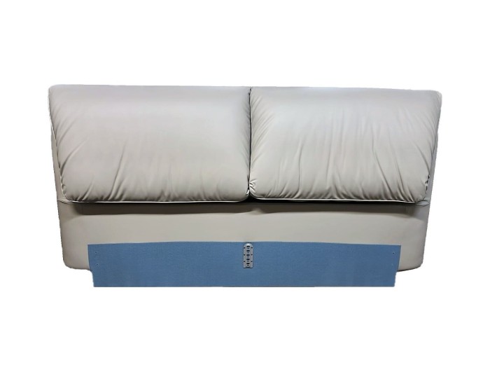 Двуспальная кровать на ножках John-John