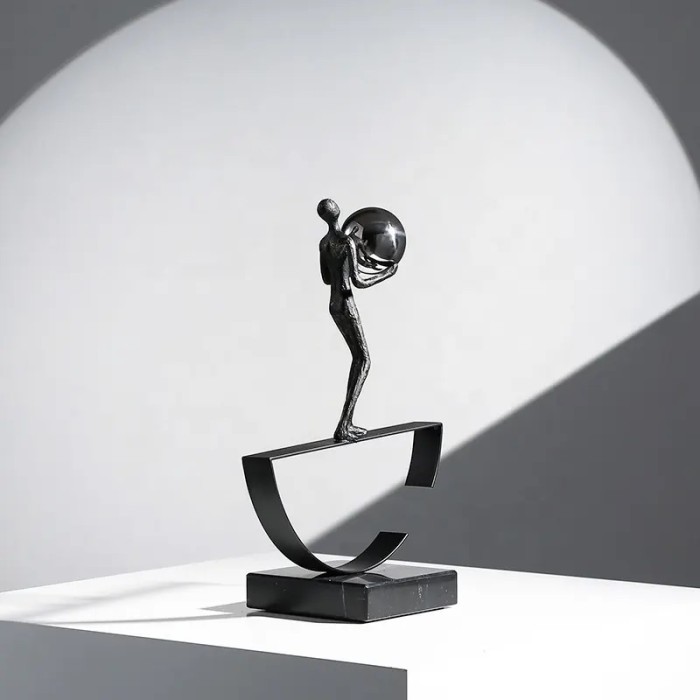 Статуэтка Acrobats