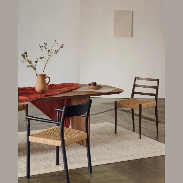 Analy Стул из массива дуба с отделкой орех и сиденьем из 100% веревки