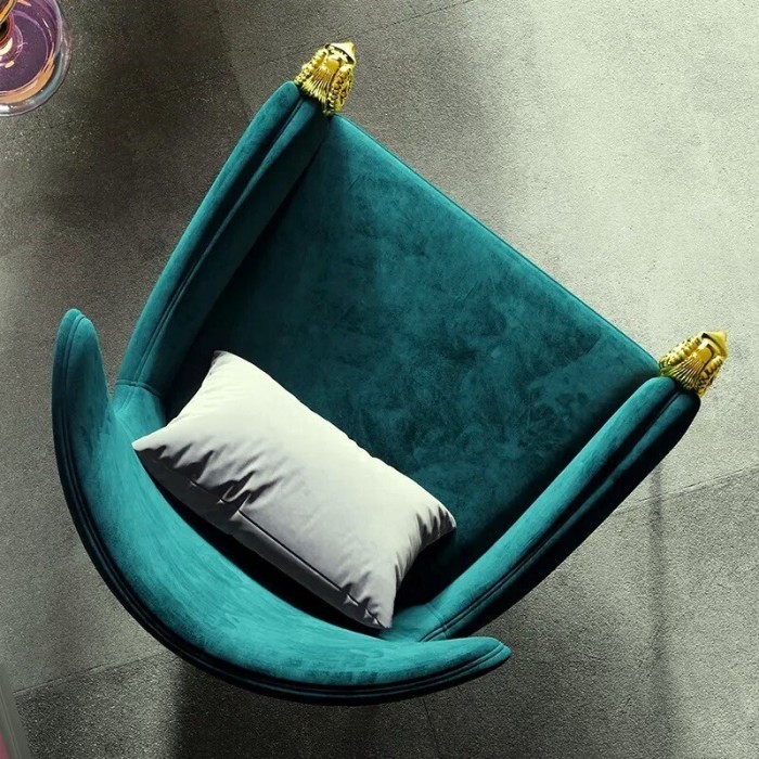 Кресло Emerald Wingback