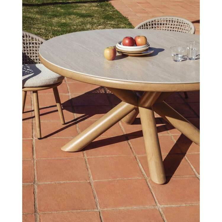 Уличный стол Mirtia из алюминия с отделкой под дерево и кремового спеченного камня 148 см