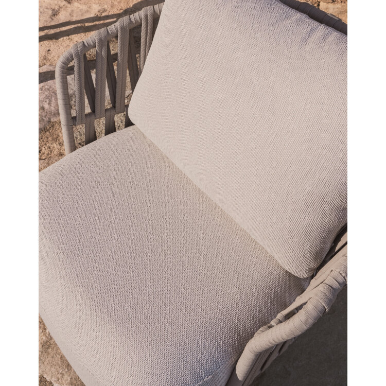 Уличное кресло Osani из алюминия цвета экрю и веревки цвета таупе