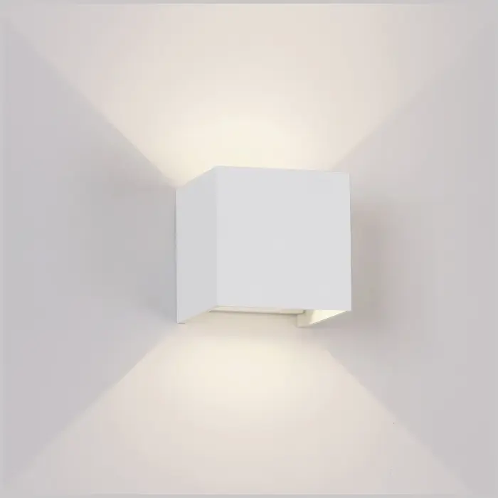 Настенный уличный светильник DAVOS 7648