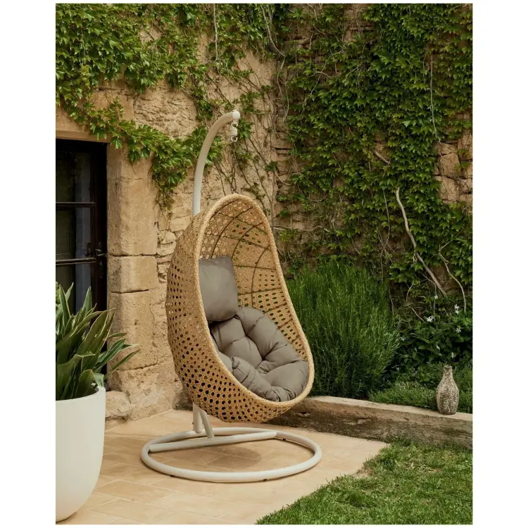 Cira Светло-серое подвесное кресло с натуральной отделкой