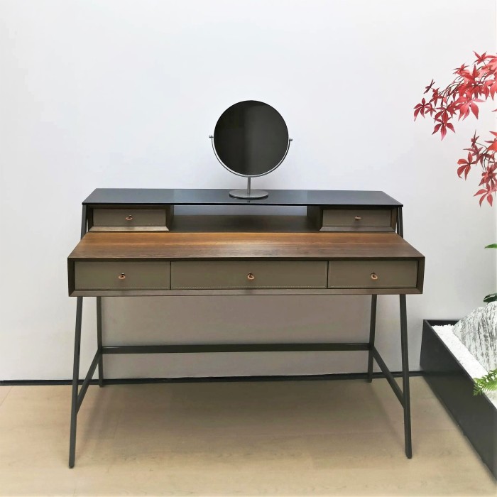 Консоль с зеркалом DZ-2966