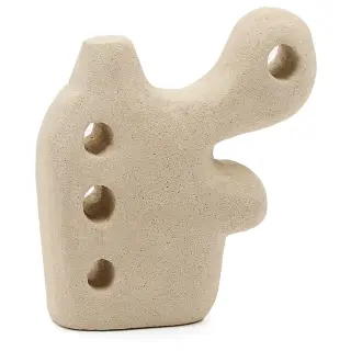 Скульптура из камня Arif в бежевом цвете 20 см