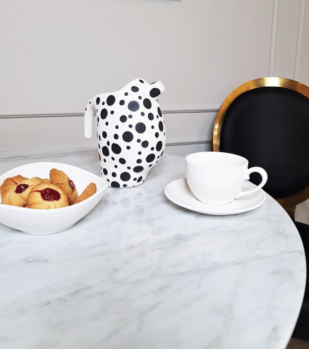 Стол обеденный белый Tulip Marble Brass