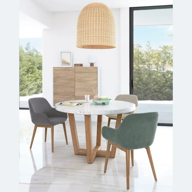 Стул Konna зеленого цвета с ножками из массива ясеня