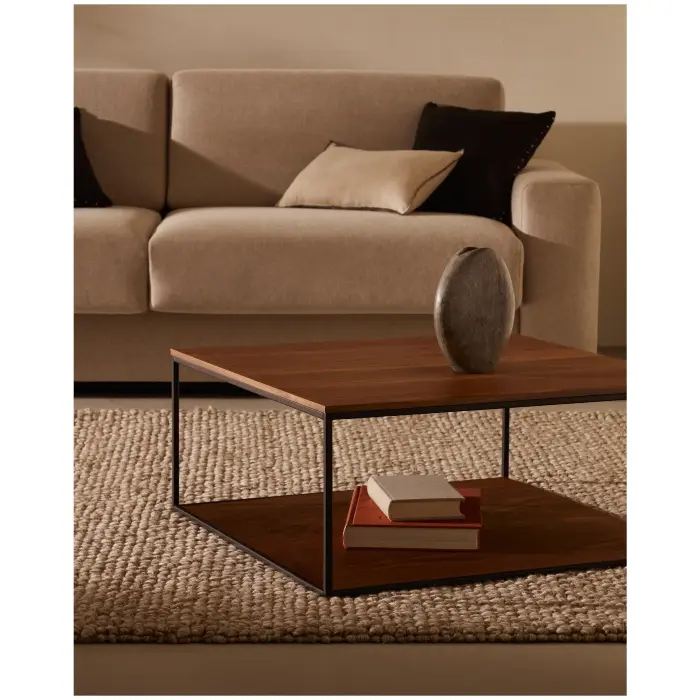 Yoana Журнальный столик из орехового шпона и черного металла 80 x 80 см