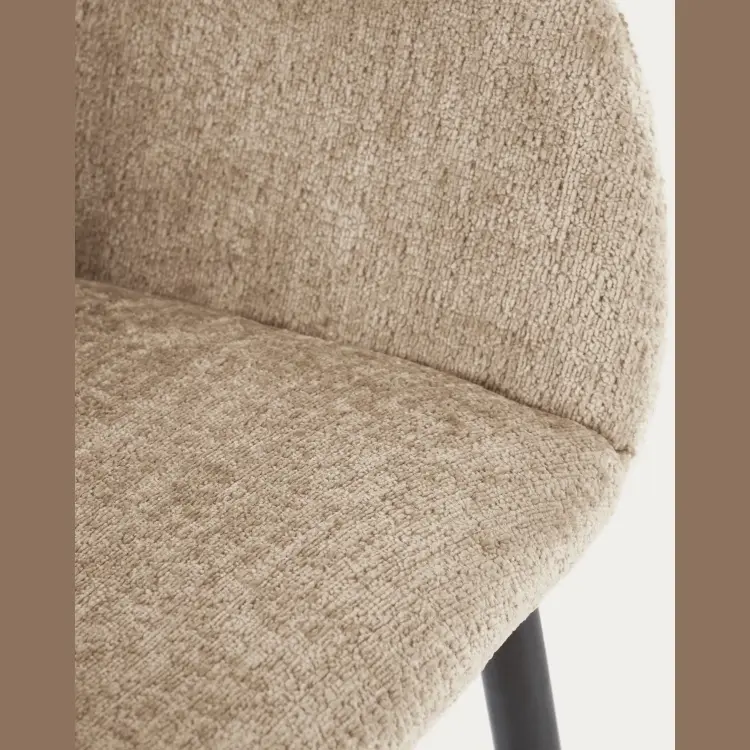 Стул Konna из бежевой синели со стальными черными ножками