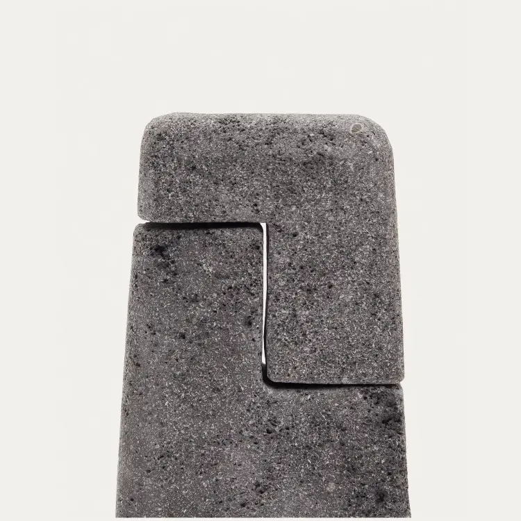 Скульптура из камня Sipa с натуральной отделкой 20 см