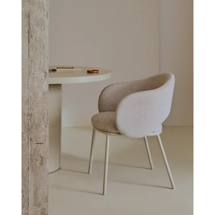 Стул Maina бежевого цвета со стальными ножками бежевого цвета