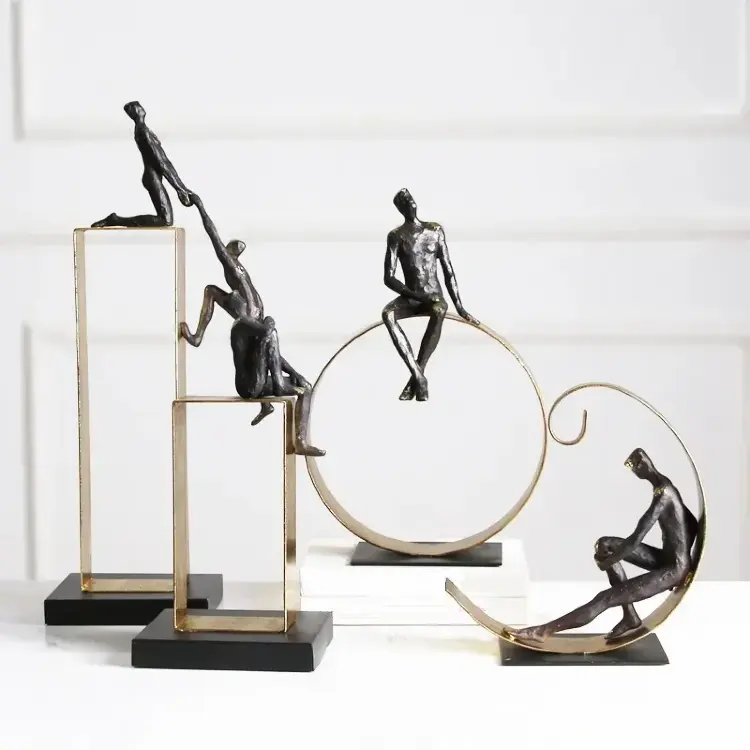 Статуэтка Man on round shelf Decoration-B
