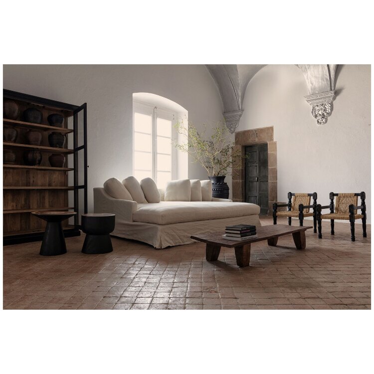 Диван Kemence 3-х местный кремового цвета