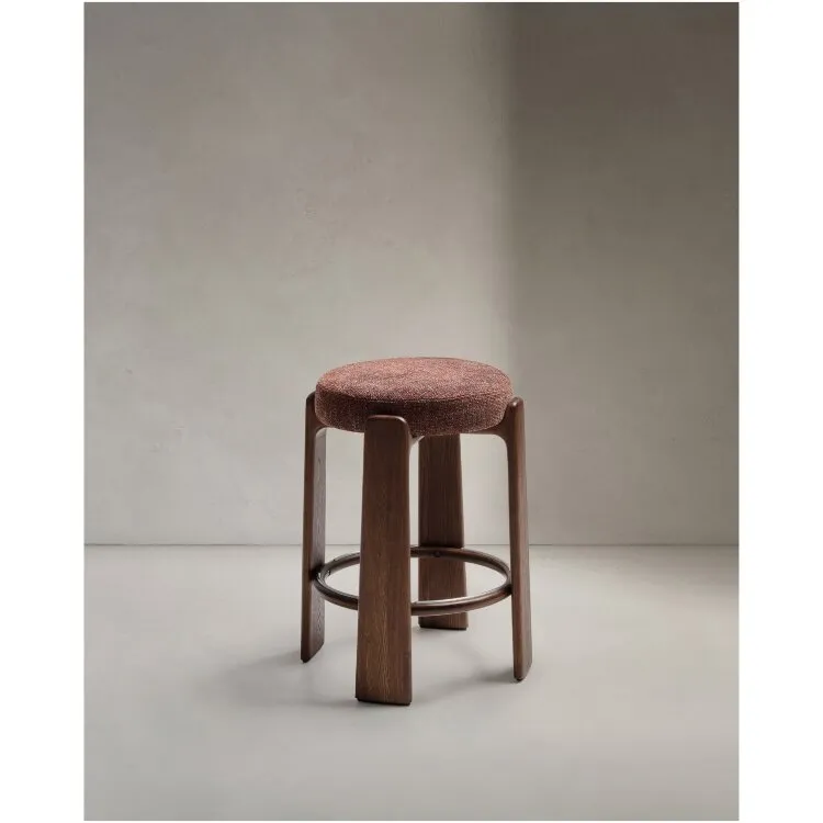Granite Полубарный табурет из коричневого шенилла и массива ясеня в отделке орех 65 см