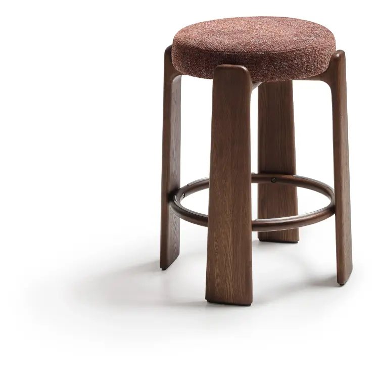 Granite Полубарный табурет из коричневого шенилла и массива ясеня в отделке орех 65 см