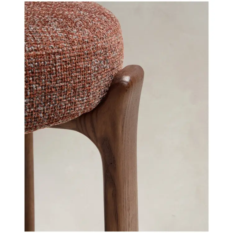 Granite Полубарный табурет из коричневого шенилла и массива ясеня в отделке орех 65 см