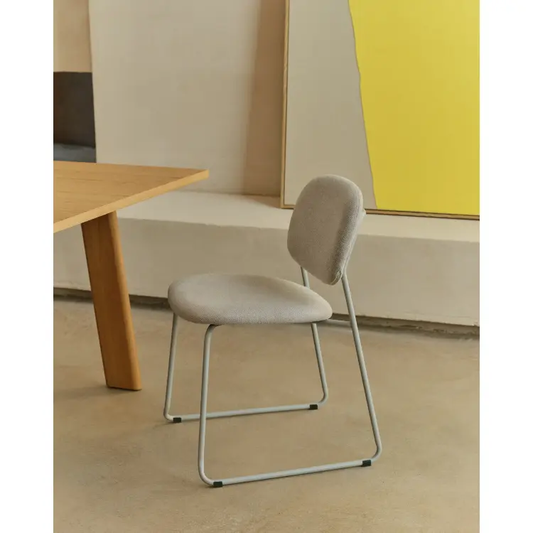 Стул Meli ткань бежевого цвета с бежевыми металлическими ножками