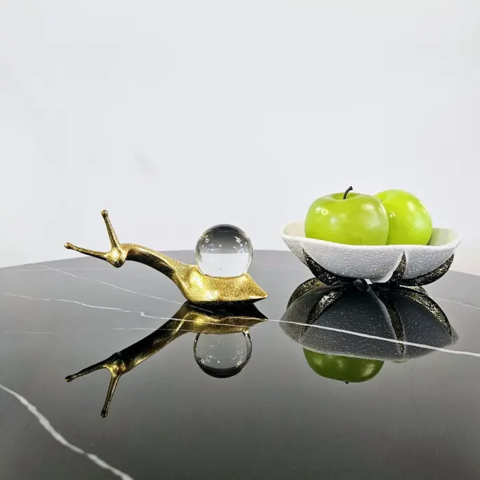 Статуэтка Crystal snail