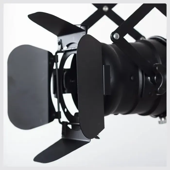 Светильник настенно–потолочный 7210–1W