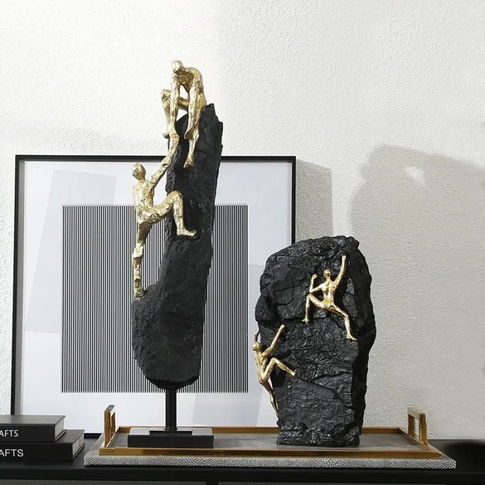 Статуэтка Golden Climbing decoration-B