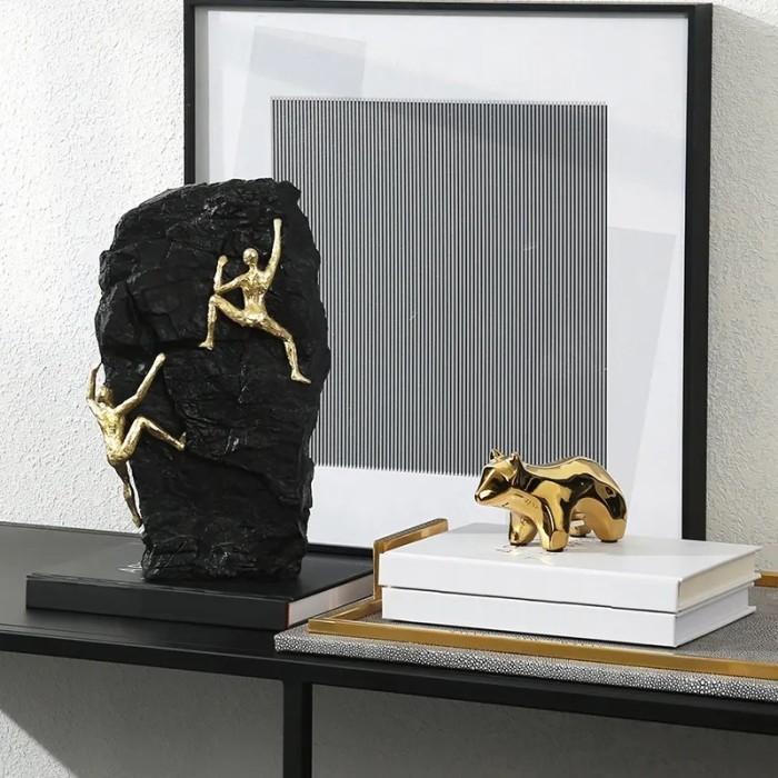 Статуэтка Golden Climbing decoration-A