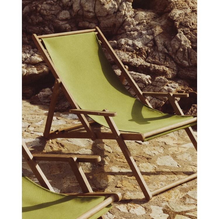 Складное кресло Vilara из акации для улицы салатового цвета