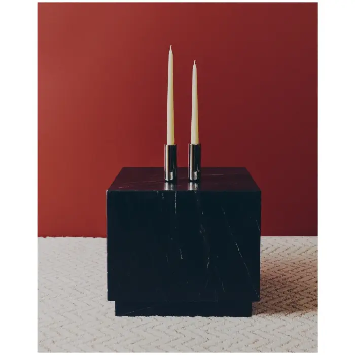 Приставной столик Sorein из черного мрамора 40 x 40 см