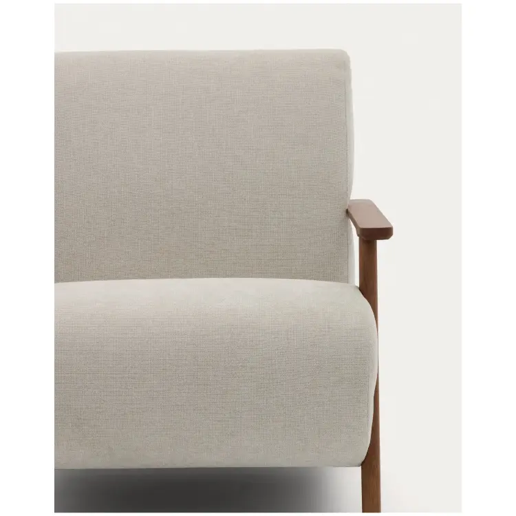 Кресло Meghan из жемчужного шенилла и массива ясеня с отделкой под орех