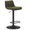 Барный стул Zenda из синели темно-зеленого цвета и черной матовой стали, высота 81–102 см.