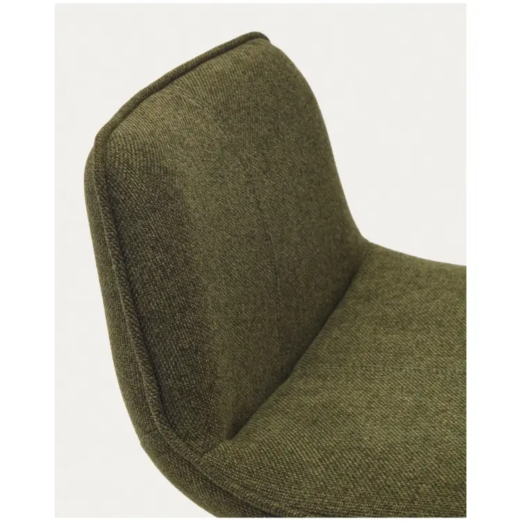 Барный стул Zenda из синели темно-зеленого цвета и черной матовой стали, высота 81–102 см.