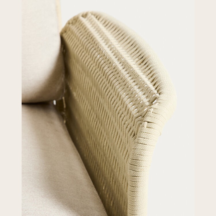 Уличное кресло Alipa из акации и веревки цвета экрю